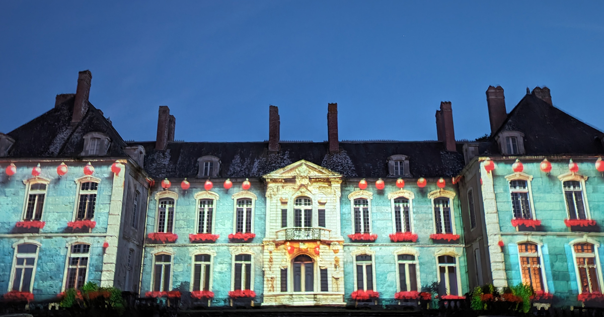 Mapping architectural sur château